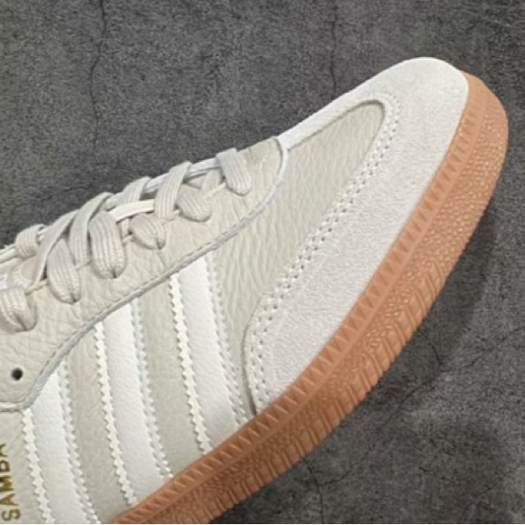 Adidas Samba Shoes - Picture 3 of 5